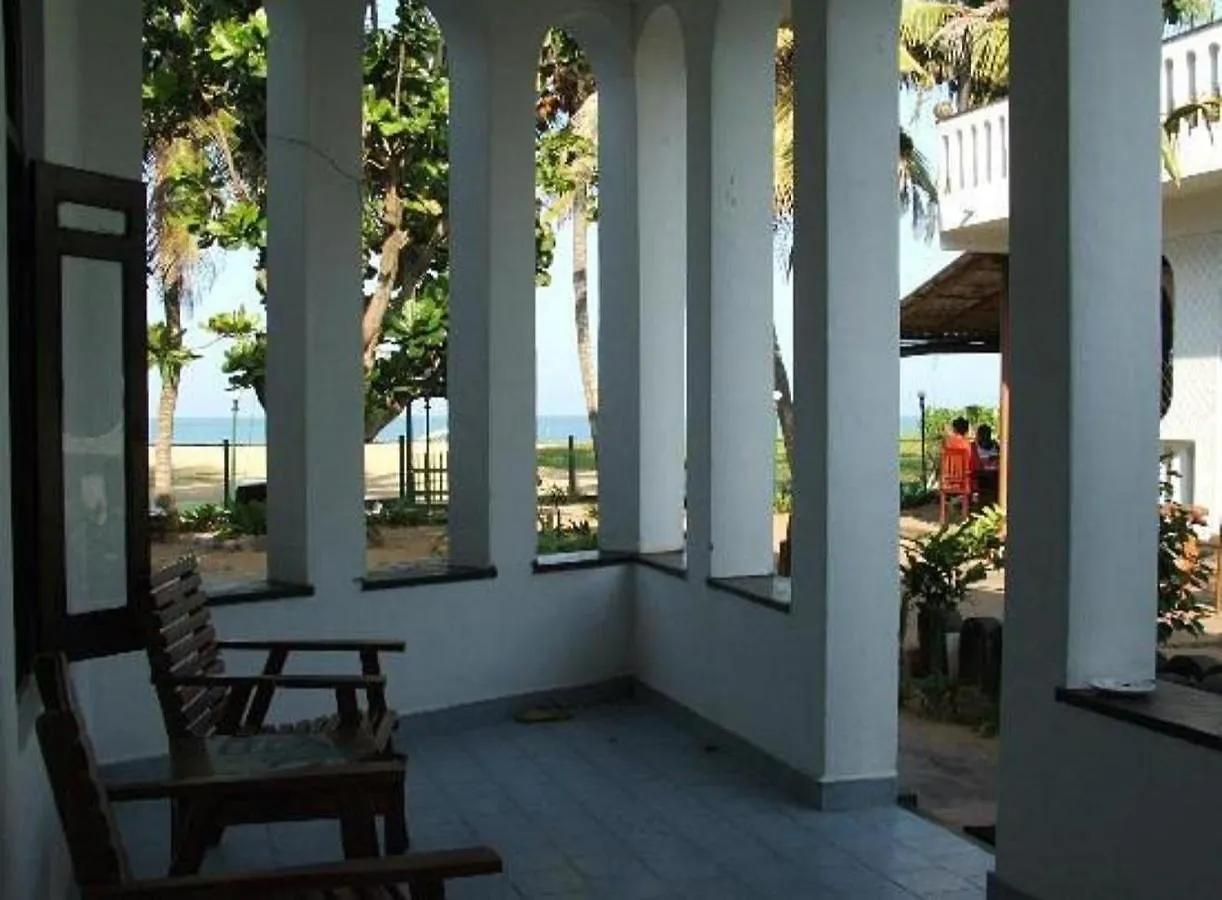 Hotel Silver Sands Negombo Guest house