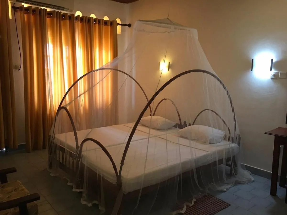 Guest house Hotel Silver Sands Negombo